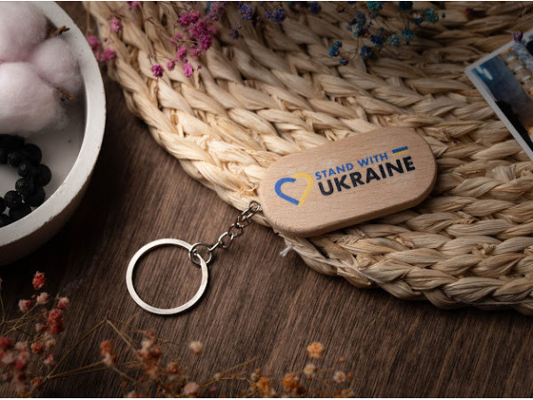 Брелок дерев'яний з гравіюванням. MADE IN UKRAINE. 65х30мм