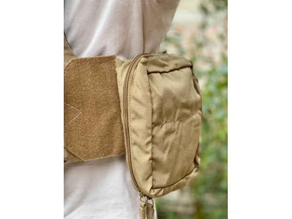 Тактична аптечка з водостійкого матеріалу з системою MOLLE в забарвленні Coyote, з люверсом для стоку води