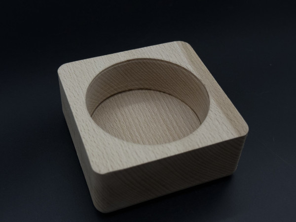 Дерев'яна форма для заливання свічки, кашпо. 8,8х8,8x4см (7х2,7см)
