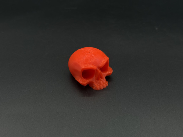 Брелок-підвіска для ключів сумки рюкзака 3D Череп червоний. 40х32х23мм