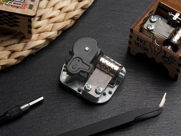 Механічна музична скринька Little Star +ключ. Для румбоксів.