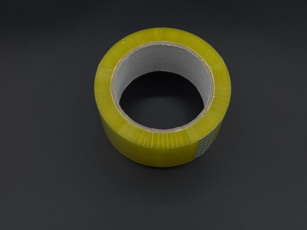 Скотч полипропиленовий клейкий 45мм 100 метров 45 микрон. Yellowish