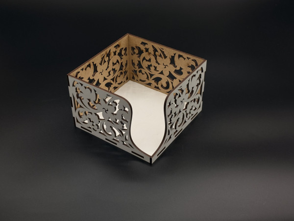 Серветниця.  13,5х13,5х9см