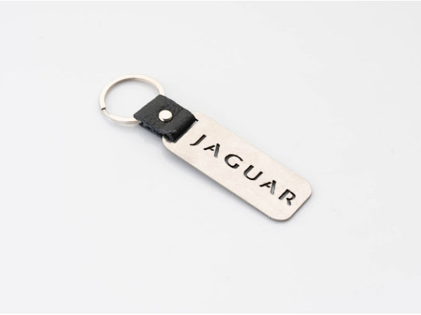 Брелок металевий. JAGUAR. 10х2,5см
